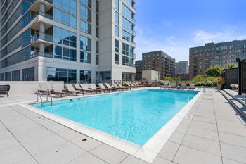 Resort style pool at the elle apartments in chicago, il 60605